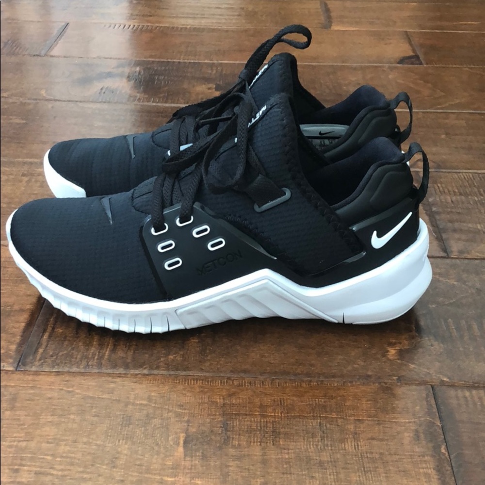 NIKE WOMANS METCON FREE | sz:6|